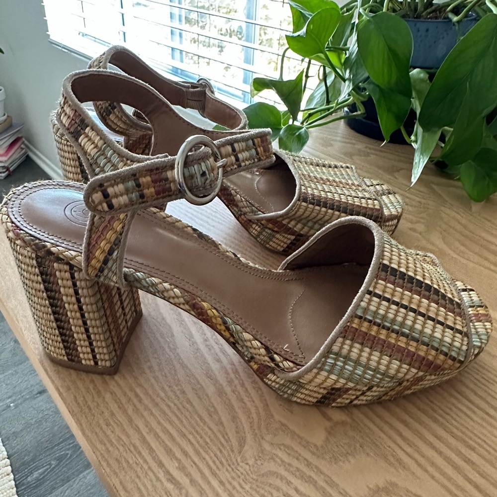 Embroidered mini heels